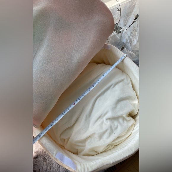 Brand New Dog/Cat Bed With Lid - Picture 5 of 5